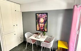 Mini Suite Home